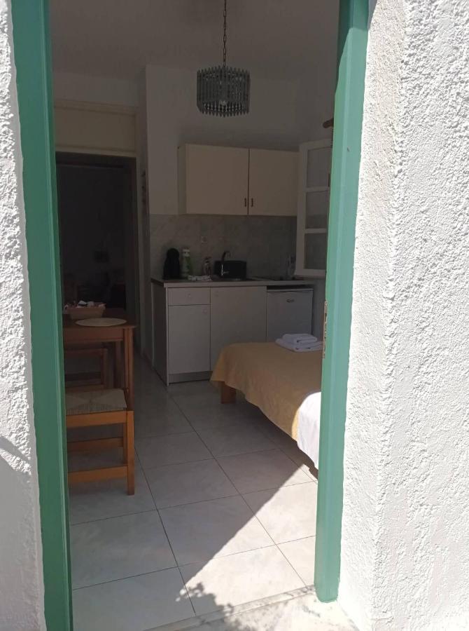 Dioni Lux inn 2 Pachaina Extérieur photo